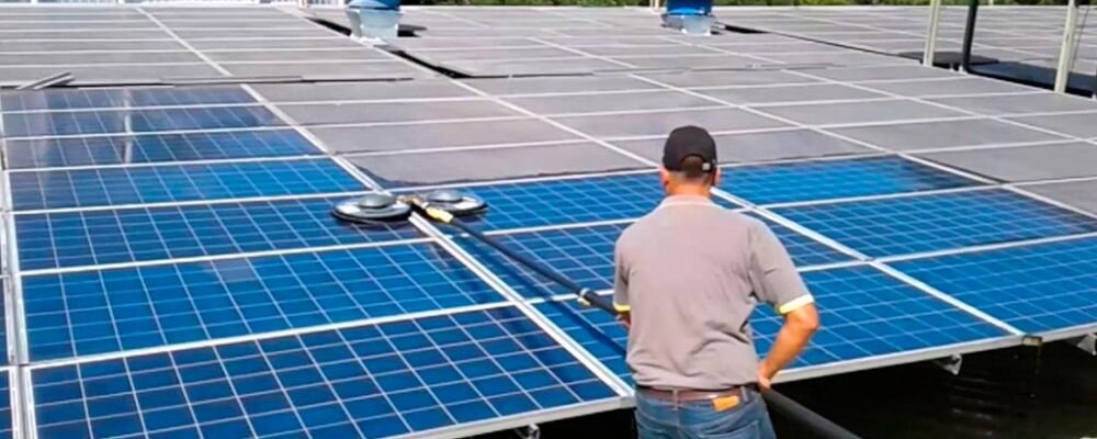 limpeza-paineis-solares-fotovoltaicos_aem_eletrica_engenharia_04