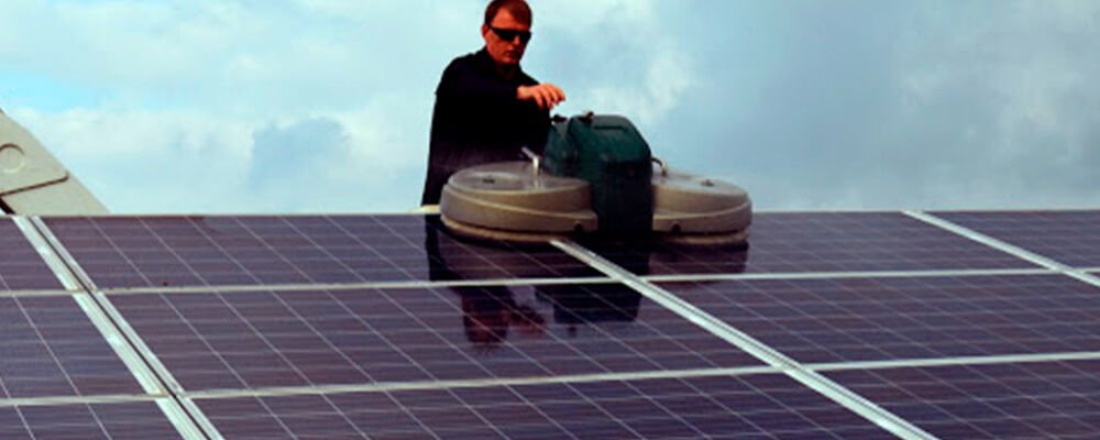 limpeza-paineis-solares-fotovoltaicos_aem_eletrica_engenharia_05